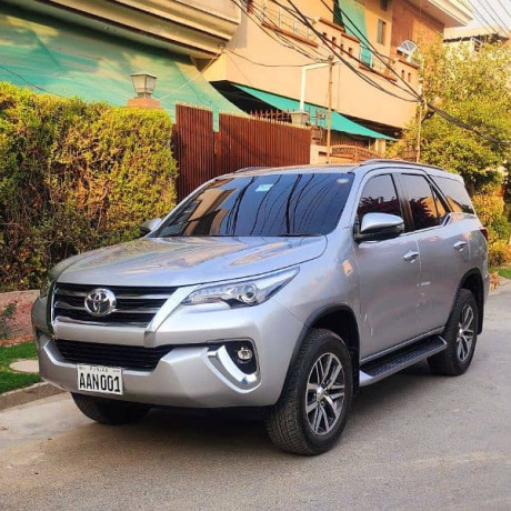 toyota-fortuner-sigma-2020-diesel-total-genuine-big-6
