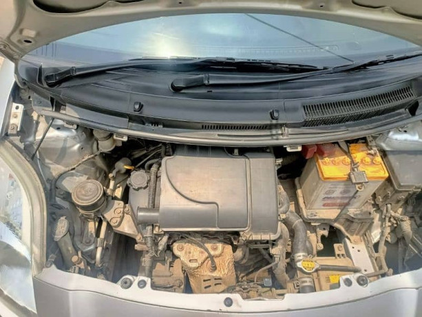 toyota-vitz-200712-03004517409-big-7