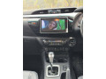 toyota-hilux-2022-small-9
