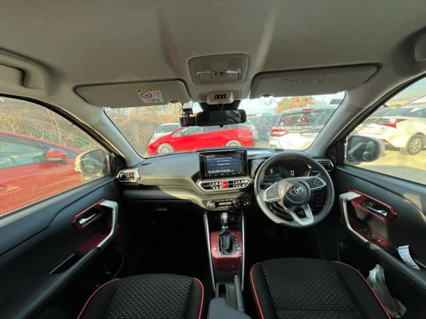toyota-raize-z-premium-big-5