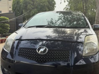 toyota-vitz