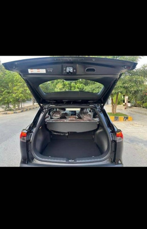 toyota-corolla-cross-hev-x-2024-big-2
