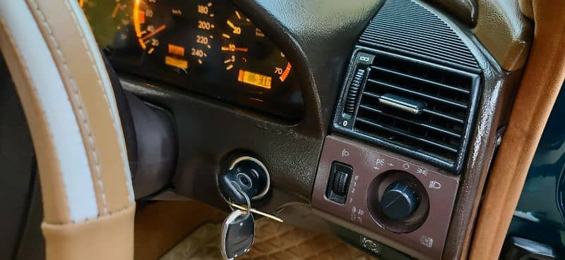 mercedes202dautomatic-diesel-average-1718-bthan-corollacivicvitz-big-16