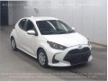 toyota-yaris-hatchback-g-10-small-1