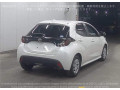toyota-yaris-hatchback-g-10-small-4
