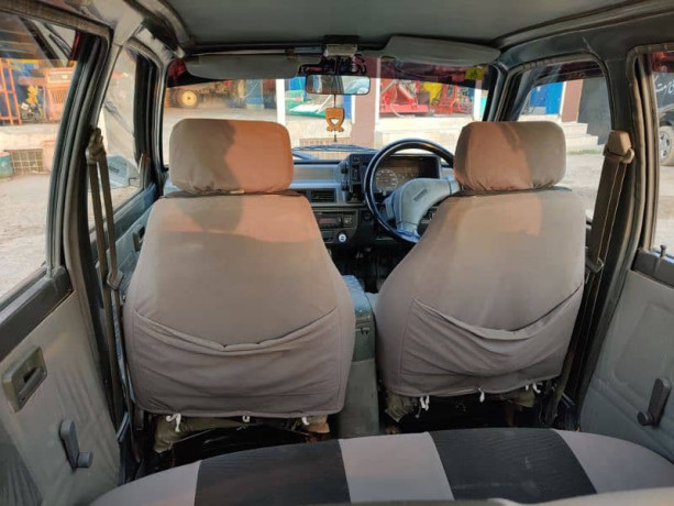 suzuki-mehran-vx-2012-big-5