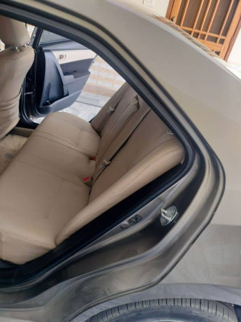 toyota-corolla-altis-2016-big-8