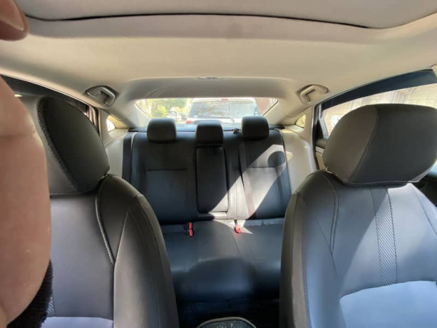 honda-civic-ug-2017-automatic-big-10