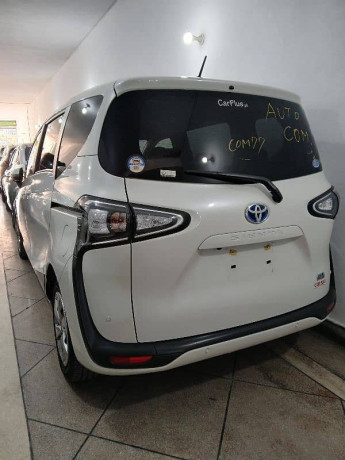 toyota-sienta-20192024-big-10