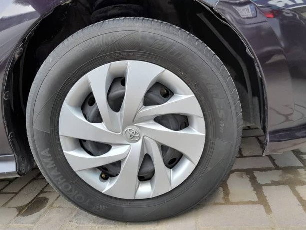 toyota-yaris-20202024-big-11