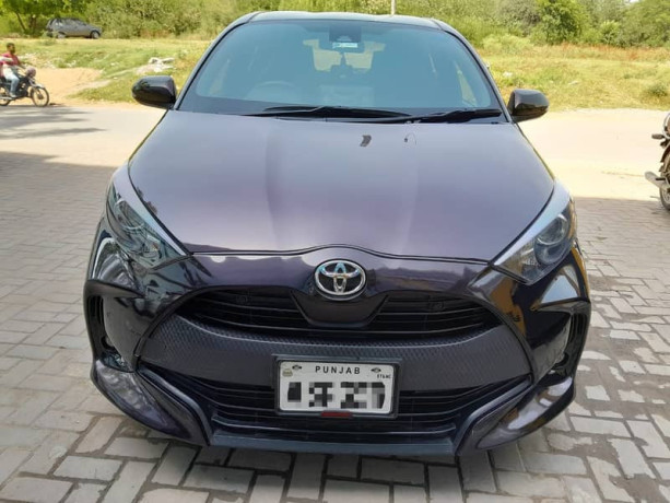 toyota-yaris-20202024-big-0