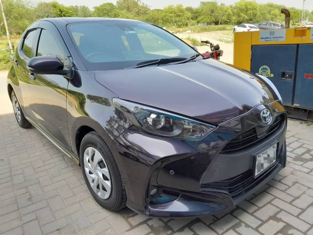 toyota-yaris-20202024-big-2