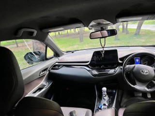 toyota-ch-r-g-led