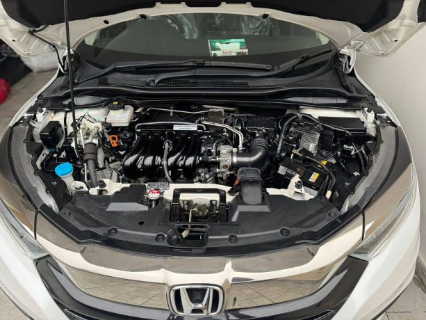 honda-vezel-z-sensing-1924-big-4
