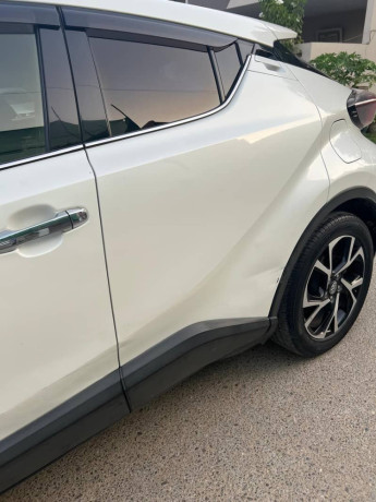 toyota-c-hr-2022-big-10