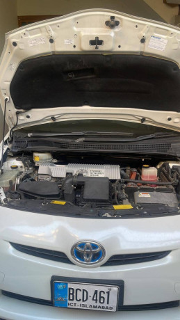 toyota-prius-2009-big-6