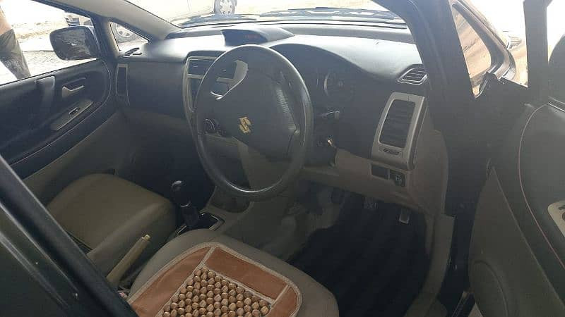 suzuki-liana-200910-big-9