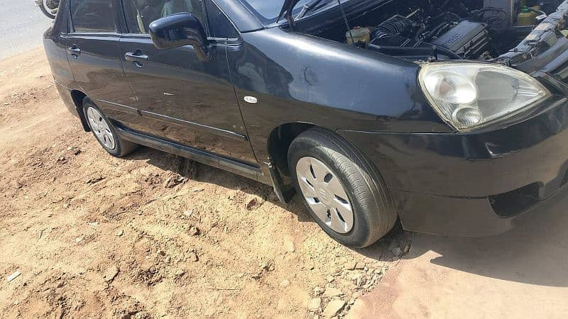 suzuki-liana-200910-big-5