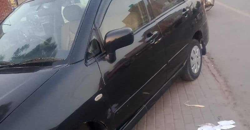 suzuki-liana-200910-big-3