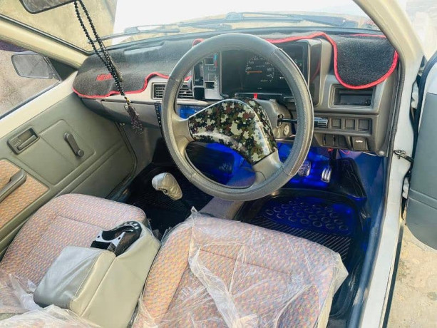 suzuki-mehran-vxr-2014-big-5