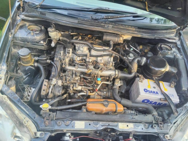 toyota-corolla-20-d-2006-big-5