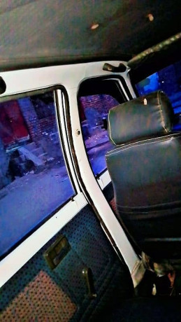 suzuki-mehran-vxr-2004-big-11