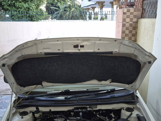 toyota-corolla-20-d-2007-big-4