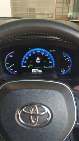 toyota-corolla-cross-hev-x-2024-big-2