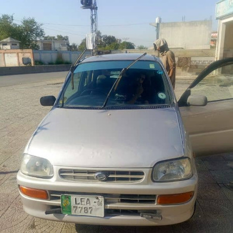 daihatsu-cuore-2006-big-1