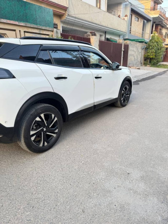 peugeot-allure-2022-big-5