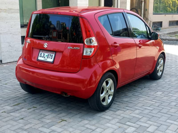 suzuki-splash-2010-big-6