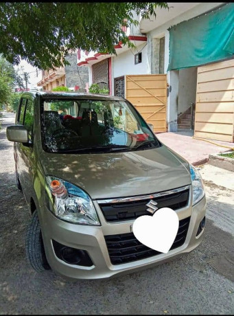 suzuki-wagon-r-2018-big-0