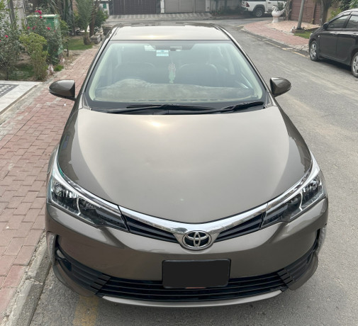 toyota-corolla-altis-automatic-16-2019-big-1