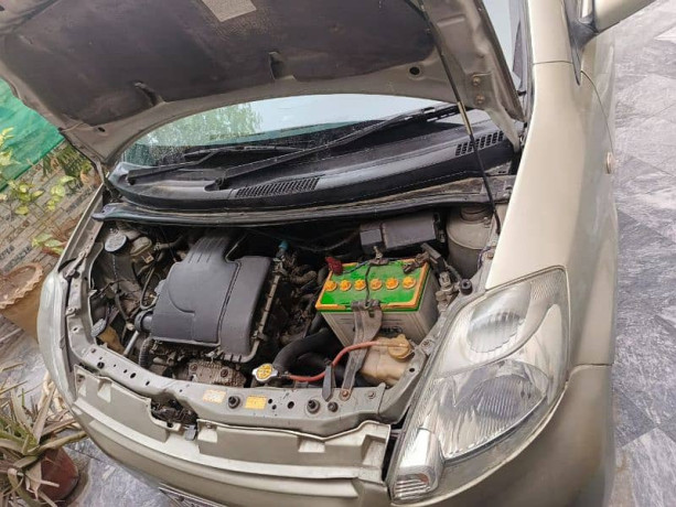 toyota-passo-2009-big-8