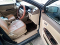 toyota-corolla-20d-saloon-2006-small-11