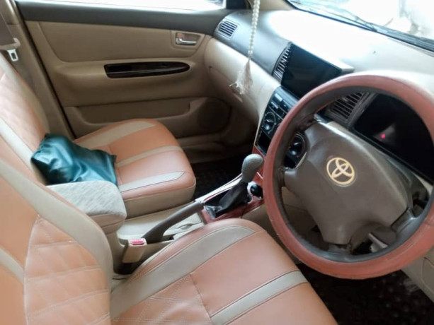 toyota-corolla-20d-saloon-2006-big-9