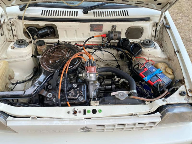 suzuki-mehran-neat-and-clean-big-6