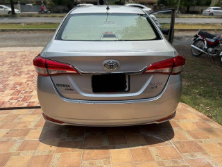 toyota-yaris-13-vvt-i-2022-automatic