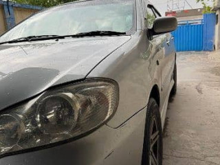 toyota-corolla-se-saloon-automatic