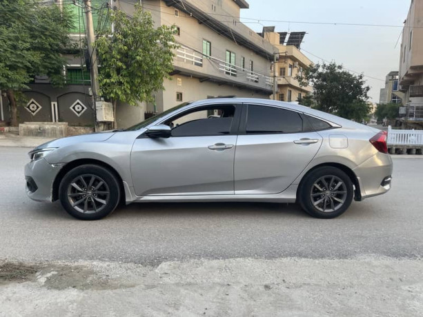 honda-civic-ug-navigation-2020-shape-islamabad-registered-big-3