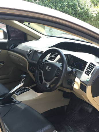 honda-civic-vti-oriel-prosmatec-2013-big-8