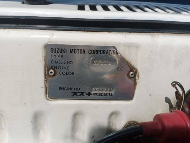 suzuki-mehran-vx-2006-big-10
