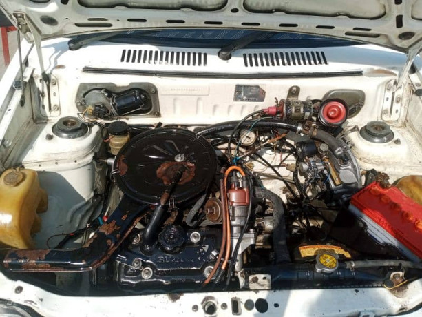 suzuki-mehran-vx-2006-big-8