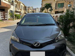 toyota-vitz-201620