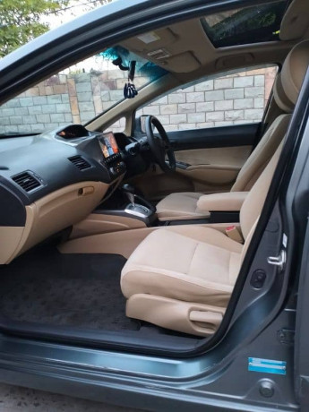 honda-civic-vti-oriel-prosmatec-2011-big-9
