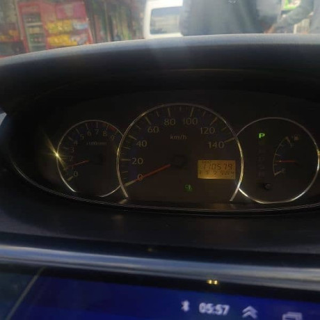 daihatsu-move-2010-big-5