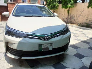 toyota-corolla-gli-automatic-2018-1st-owner