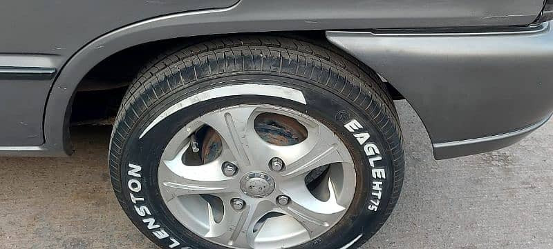 suzuki-mehran-vxr-2015-big-5