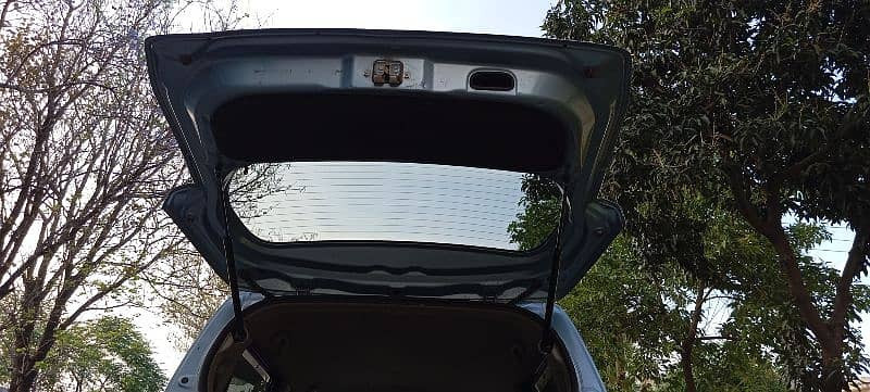 suzuki-wagon-r-2013-big-9