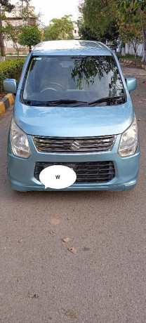 suzuki-wagon-r-2013-big-0